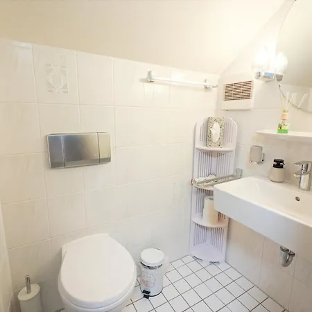 H6 -Urlaubsmagie- Wohnung Fuer 3 Mit Pool & Terrasse Sebnitz Exterior photo