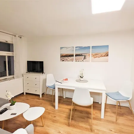 H6 -Urlaubsmagie- Wohnung Fuer 3 Mit Pool & Terrasse Sebnitz Exterior photo