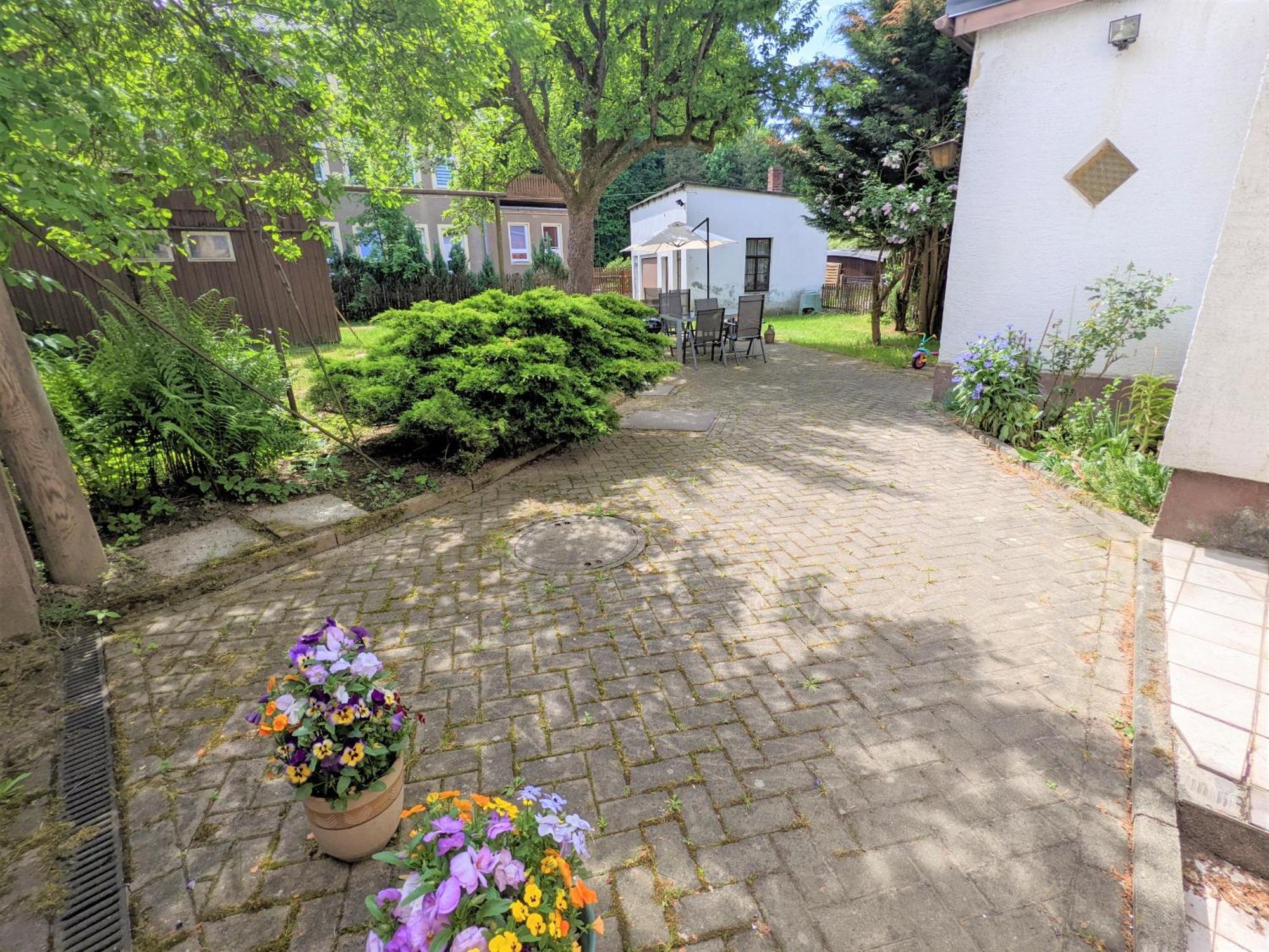 Apartment H6 -urlaubsmagie- Fuer 3 Mit Pool & Terrasse Sebnitz